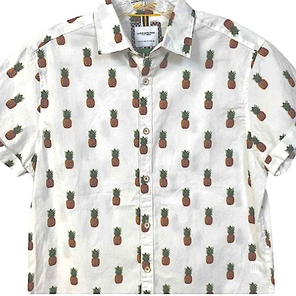 Denim &‎ Flowers EUC Mens slim fit, button up pineapple shirt, size small - Picture 14 of 16